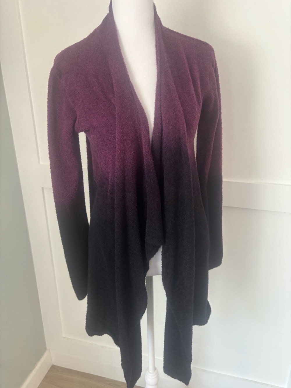 Barefoot Dreams Ombre Draped Cardigan in Plum and Black. Size S/M